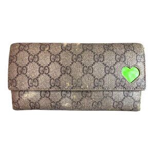 Gucci Authentic GG Canvas Green Heart Patch Wallet Monogram Limited Edition READ